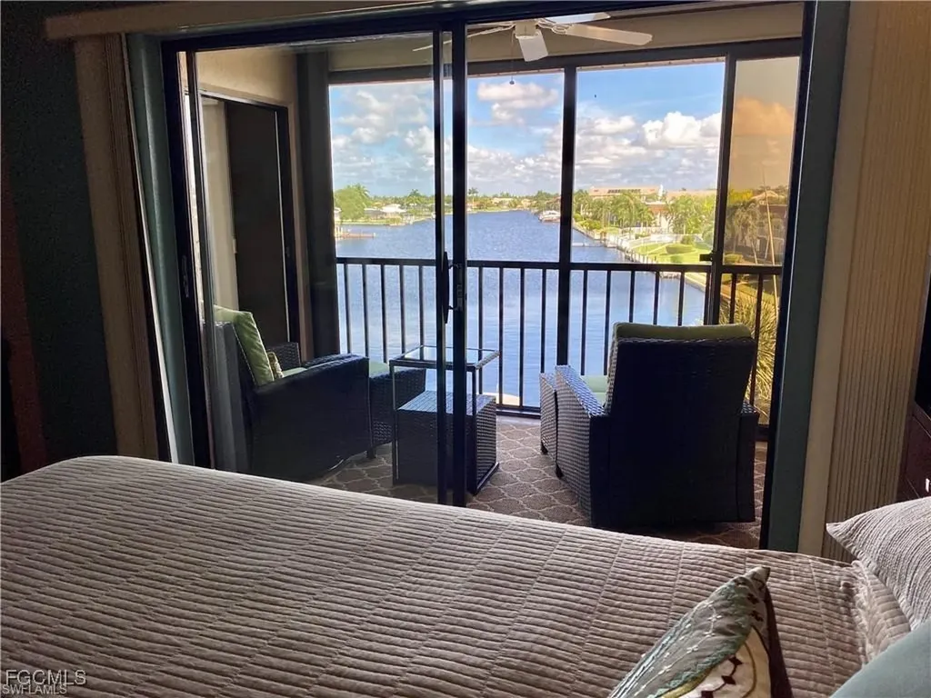 1835 Beach Parkway Cape Coral FL 33904