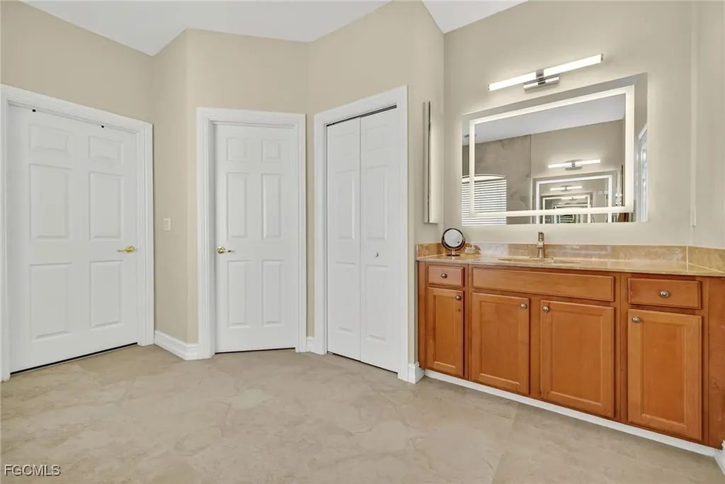 9174 River Otter Drive Fort Myers FL 33912