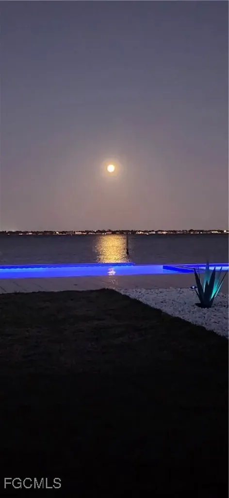 3305 SE 22nd Place Cape Coral FL 33904