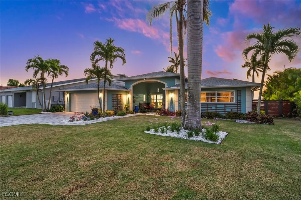 3305 SE 22nd Place Cape Coral FL 33904