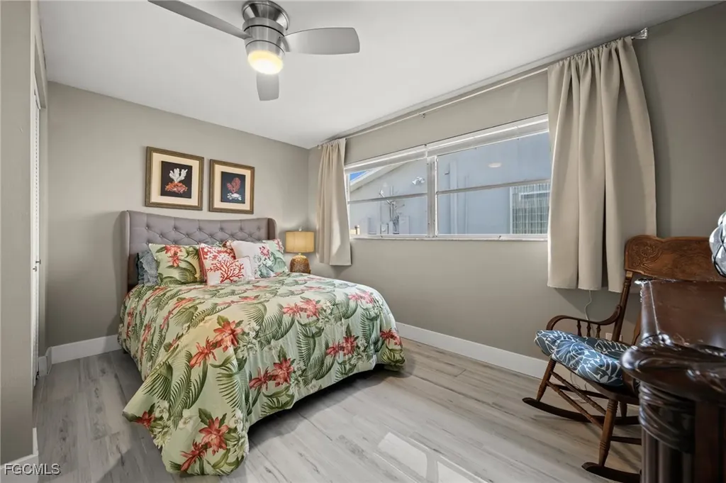 3305 SE 22nd Place Cape Coral FL 33904