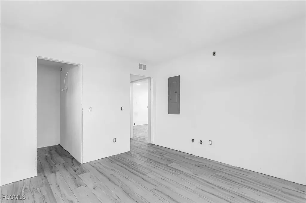 16881 Davis Road Fort Myers FL 33908