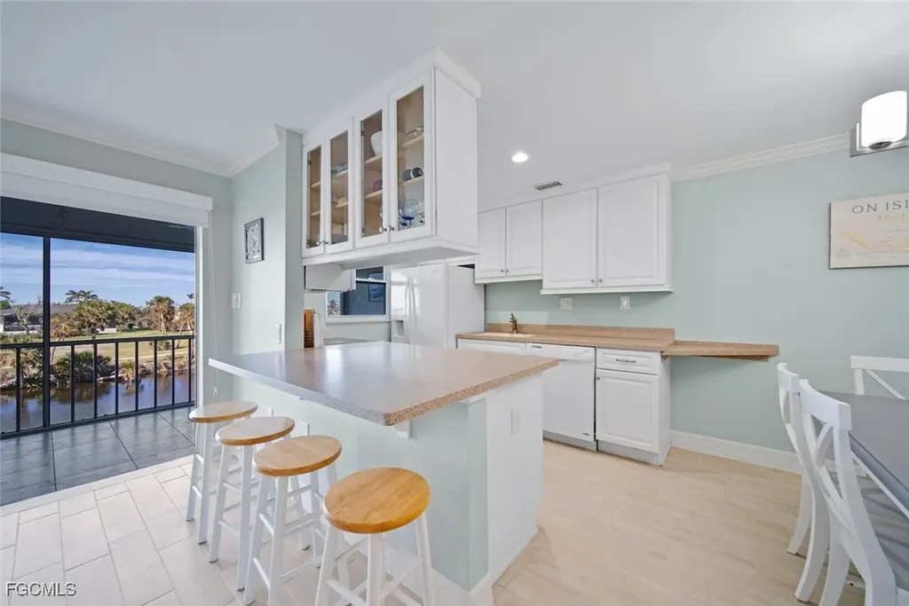 1610 Middle Gulf Drive Sanibel FL 33957