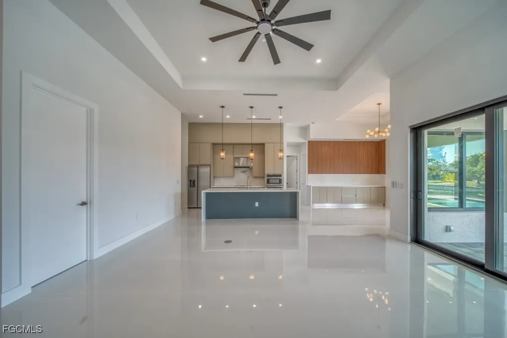 1019 SW 8th Court Cape Coral FL 33991