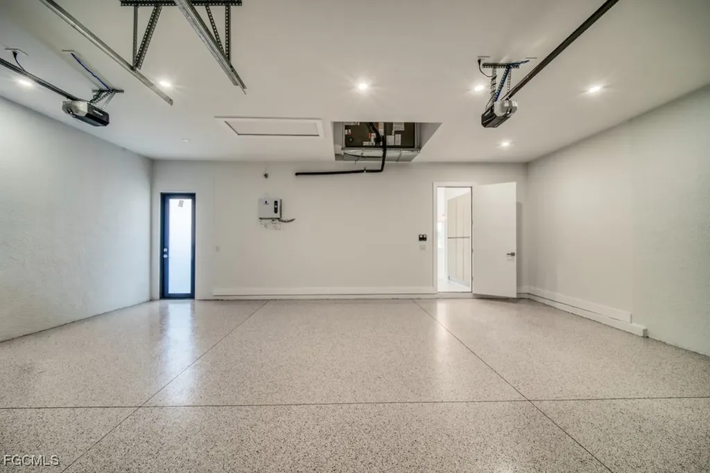 1019 SW 8th Court Cape Coral FL 33991
