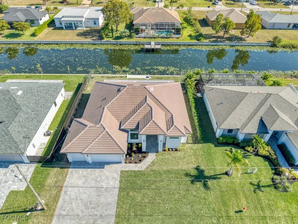 1019 SW 8th Court Cape Coral FL 33991
