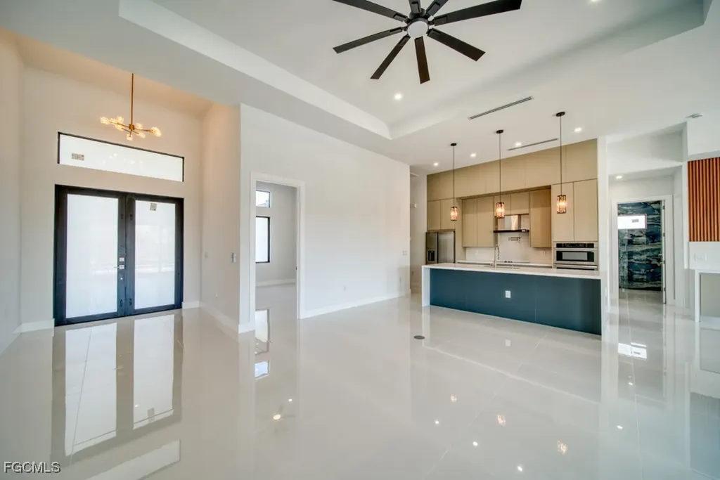 1019 SW 8th Court Cape Coral FL 33991