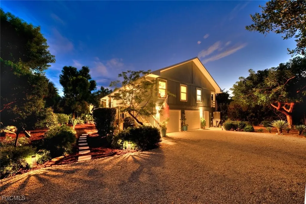 Sanibel FL, 1490 Sand Castle Road