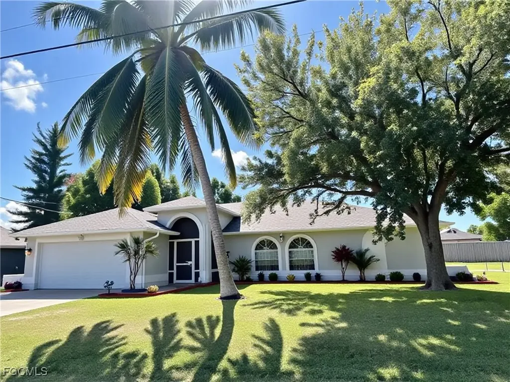 310 SE 32nd Street Cape Coral FL 33904