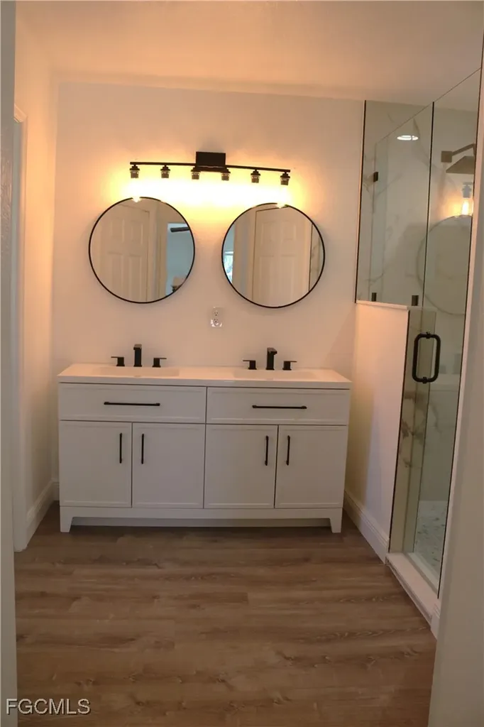 310 SE 32nd Street Cape Coral FL 33904