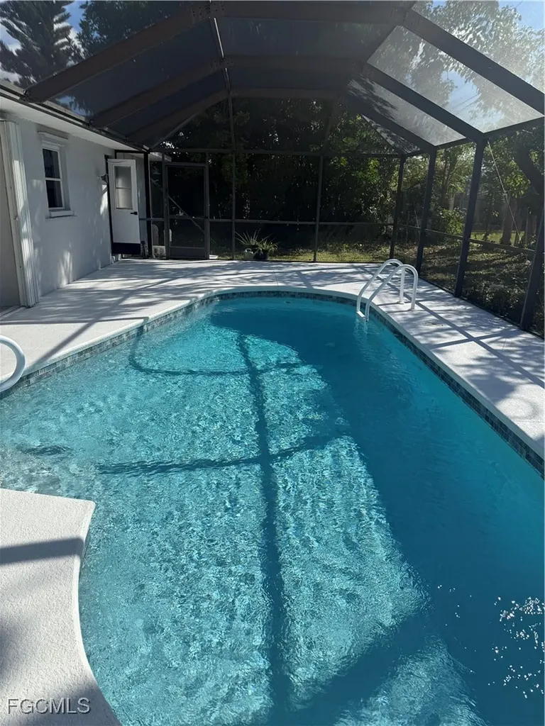 310 SE 32nd Street Cape Coral FL 33904