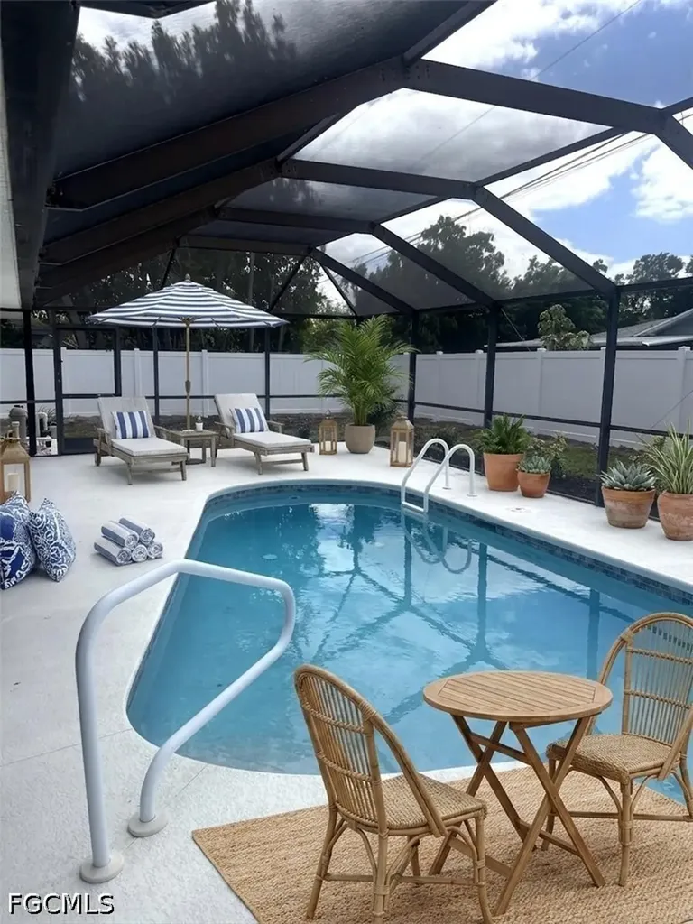 310 SE 32nd Street Cape Coral FL 33904