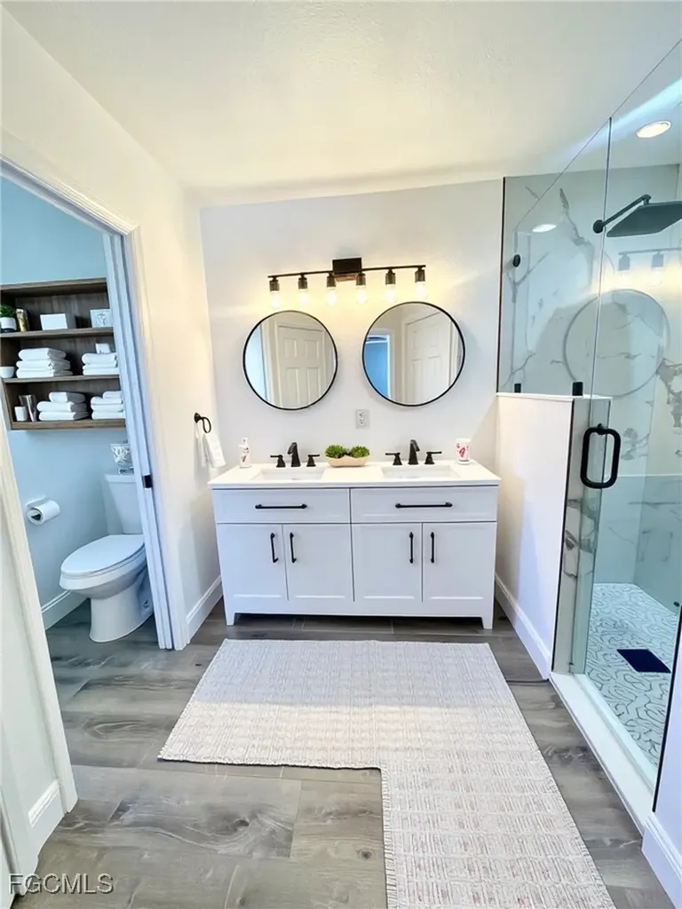 310 SE 32nd Street Cape Coral FL 33904