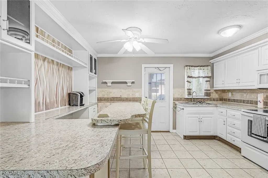 4920 Viceroy Street Cape Coral FL 33904