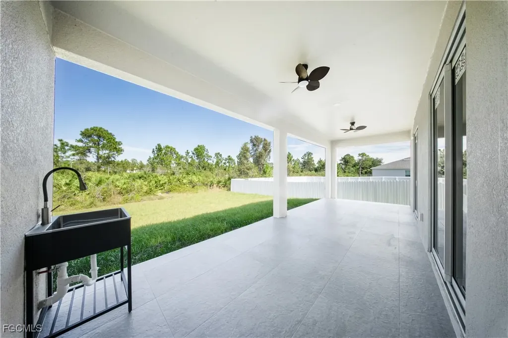 2812 31st Street W Lehigh Acres FL 33971