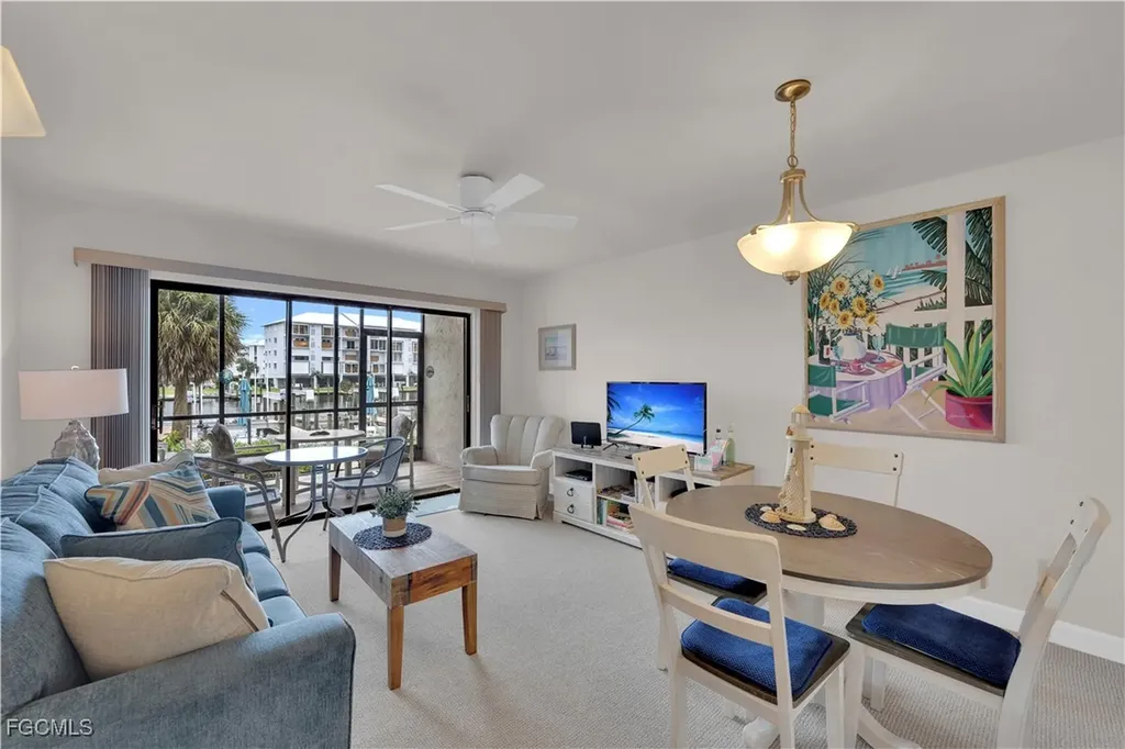 Fort Myers Beach FL, 200 Lenell Road, Unit 218