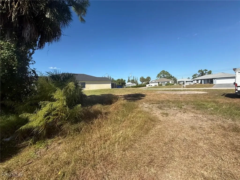 1516 NE 36th Street Cape Coral FL 33909