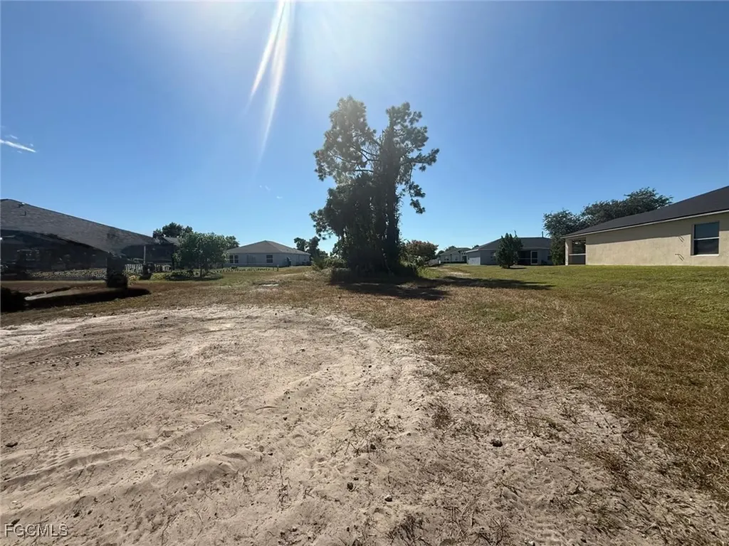 1516 NE 36th Street Cape Coral FL 33909