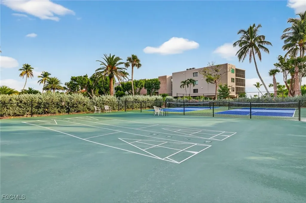 2929 W Gulf Drive Sanibel FL 33957