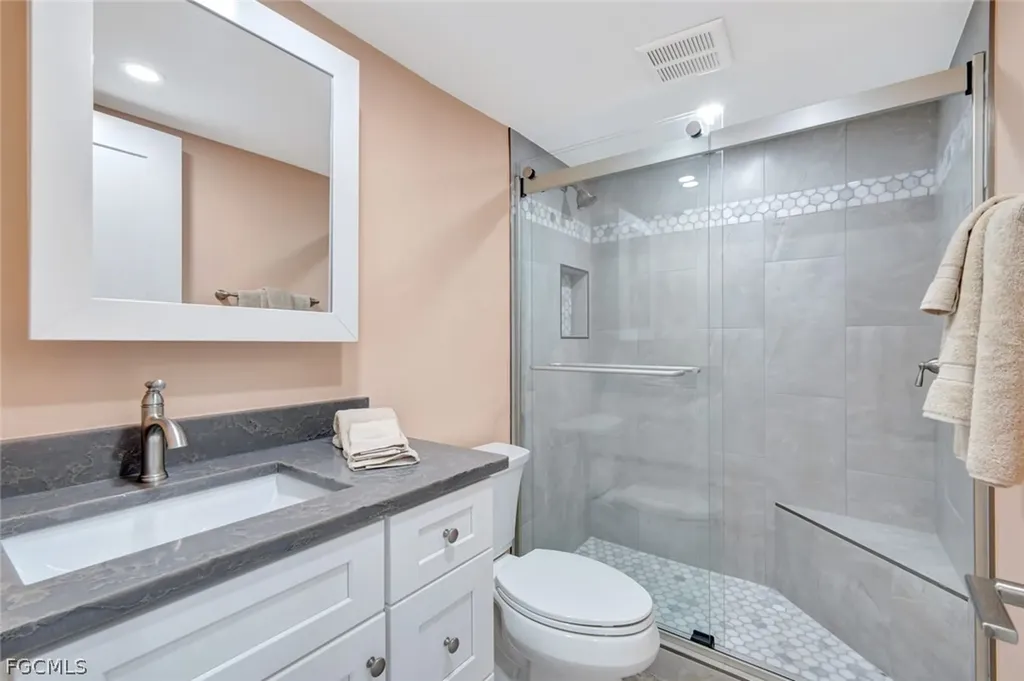 1610 Middle Gulf Drive Sanibel FL 33957