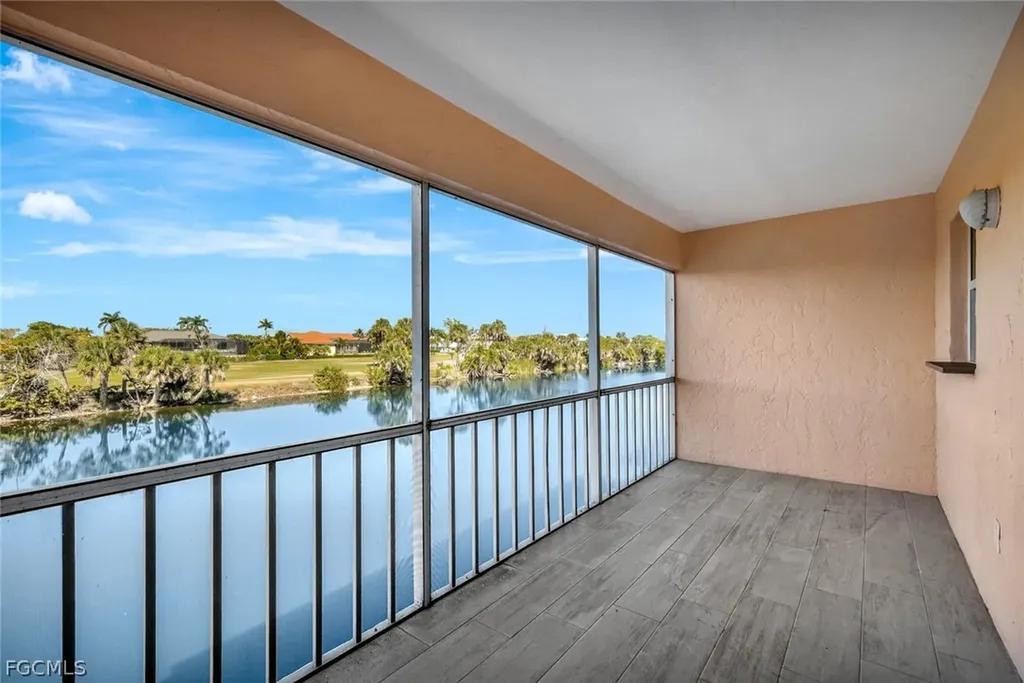 1610 Middle Gulf Drive Sanibel FL 33957