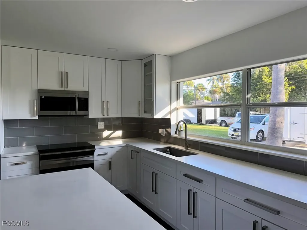 6187 Island Park Court Fort Myers FL 33908