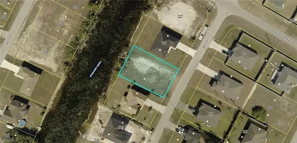2832 NW 4th Place Cape Coral FL 33993