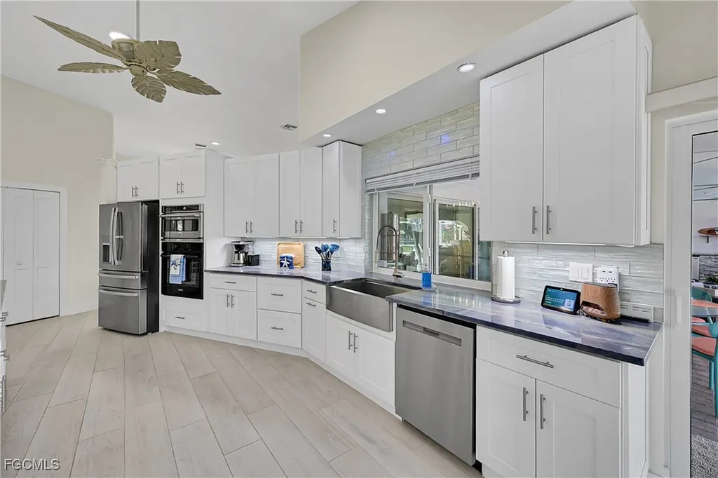 1118 El Dorado Parkway W Cape Coral FL 33914