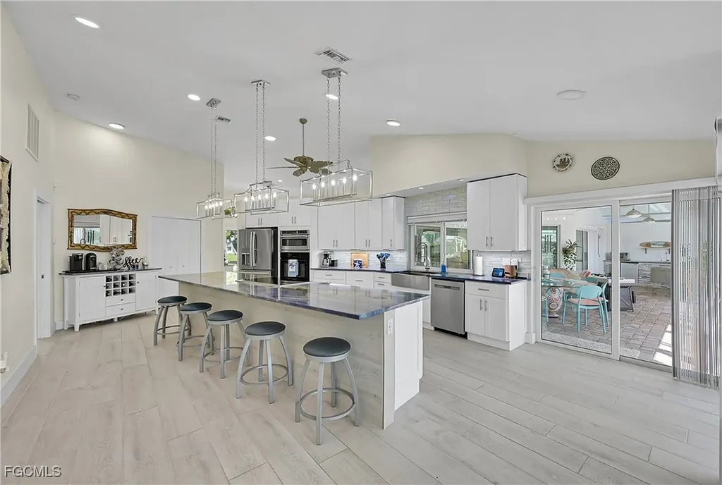 1118 El Dorado Parkway W Cape Coral FL 33914