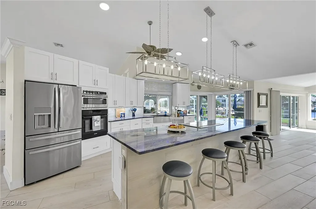 1118 El Dorado Parkway W Cape Coral FL 33914