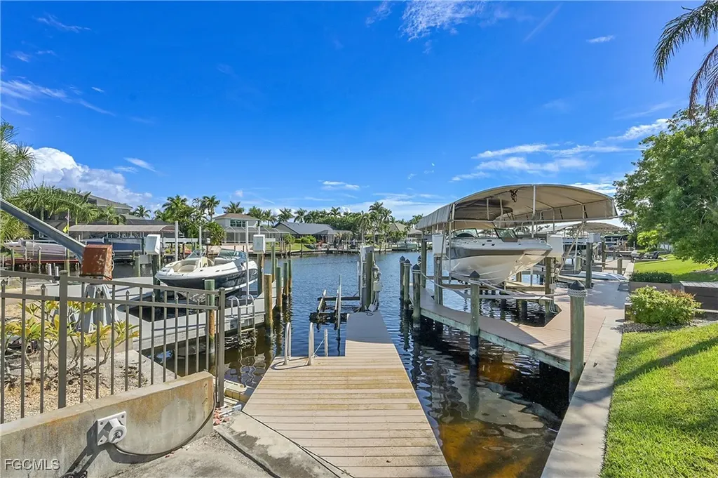 1118 El Dorado Parkway W Cape Coral FL 33914