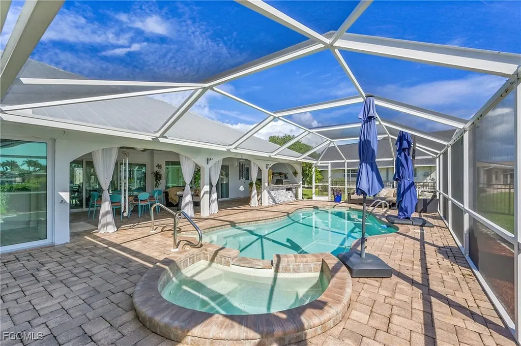 1118 El Dorado Parkway W Cape Coral FL 33914