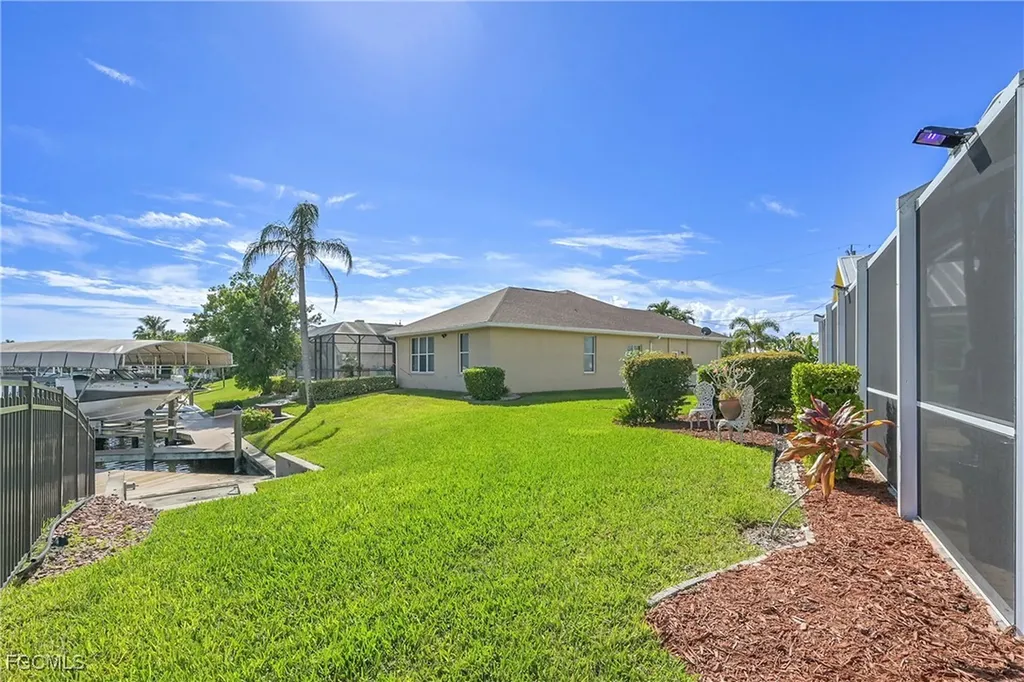 1118 El Dorado Parkway W Cape Coral FL 33914