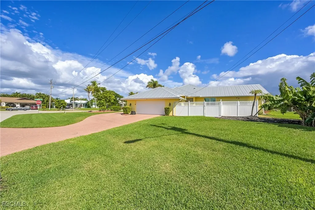 1118 El Dorado Parkway W Cape Coral FL 33914