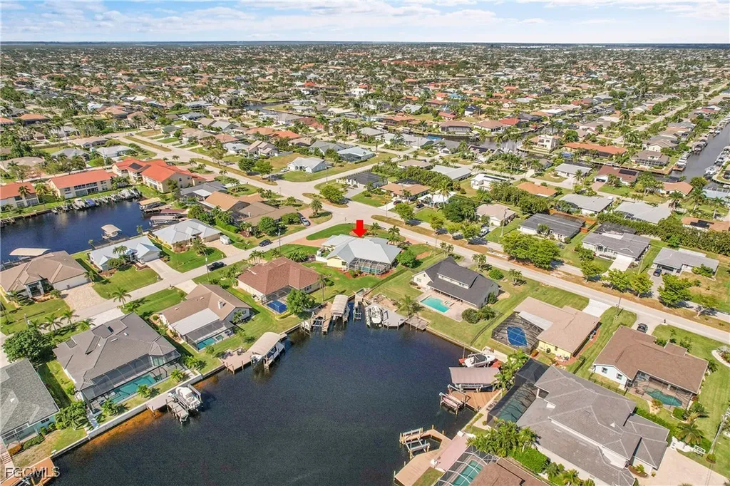 1118 El Dorado Parkway W Cape Coral FL 33914
