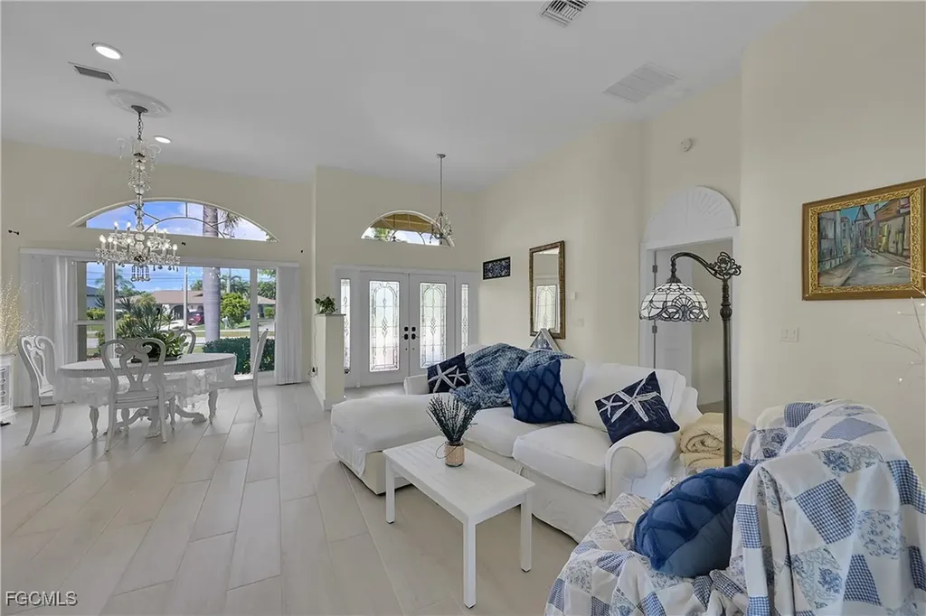 1118 El Dorado Parkway W Cape Coral FL 33914
