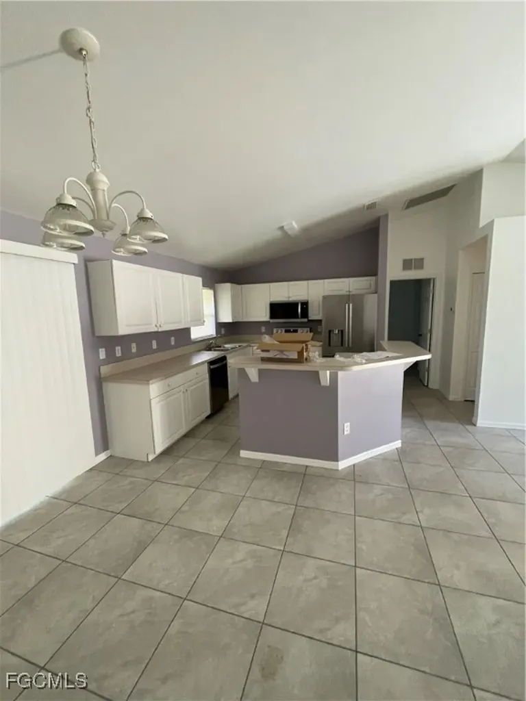 1908 NE 7th Avenue Cape Coral FL 33909
