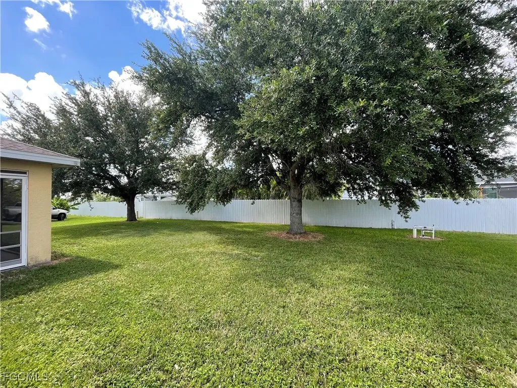 1908 NE 7th Avenue Cape Coral FL 33909