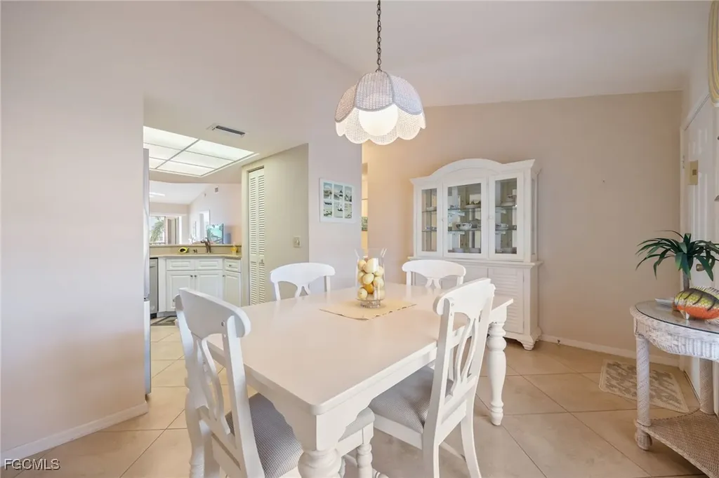 774 Wiggins Lake Drive Naples FL 34110