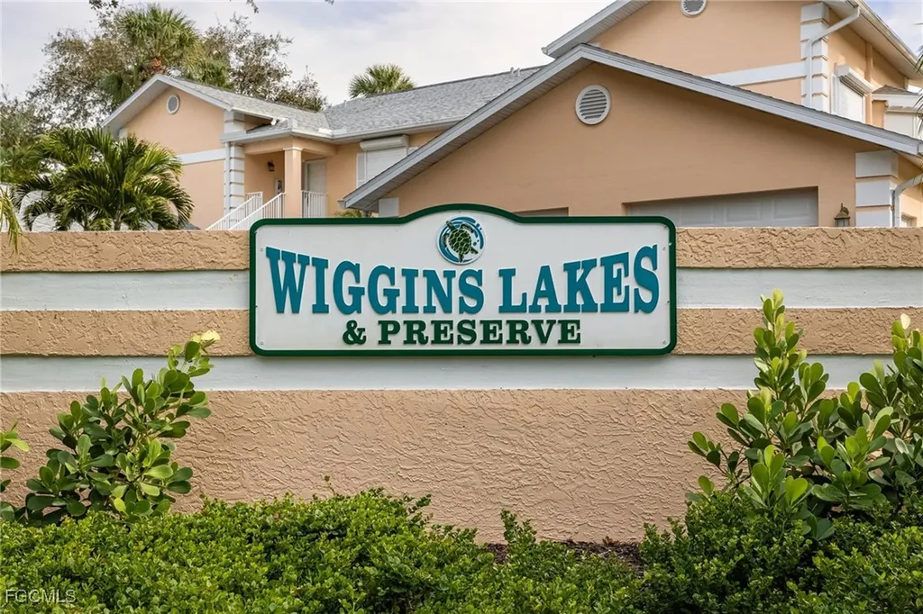 774 Wiggins Lake Drive Naples FL 34110