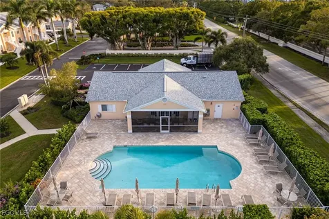 774 Wiggins Lake Drive Naples FL 34110
