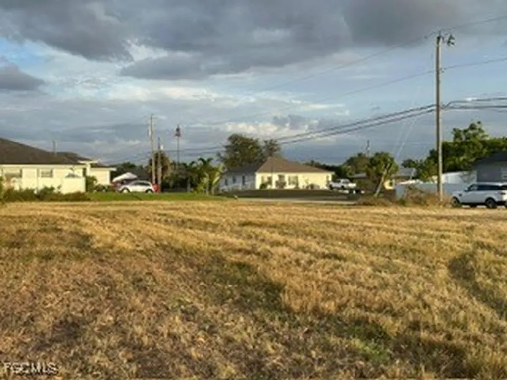 2137 NE 25th Terrace Cape Coral FL 33909