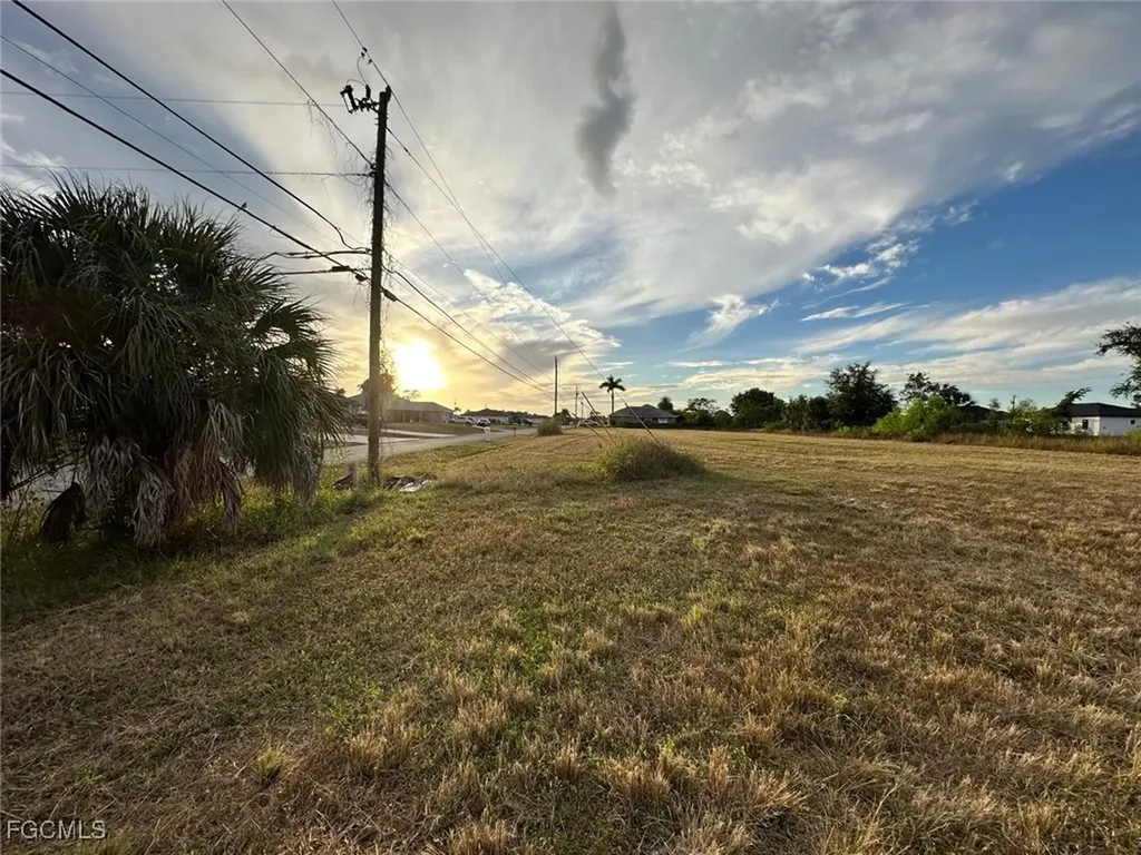 2137 NE 25th Terrace Cape Coral FL 33909