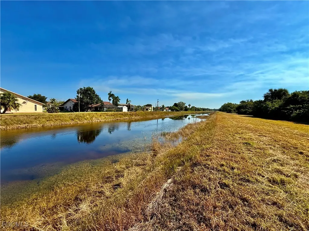 1427 Scenic Street Lehigh Acres FL 33936