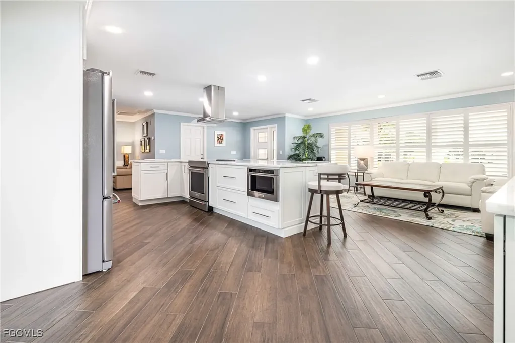 1624 Whiskey Creek Drive Fort Myers FL 33919