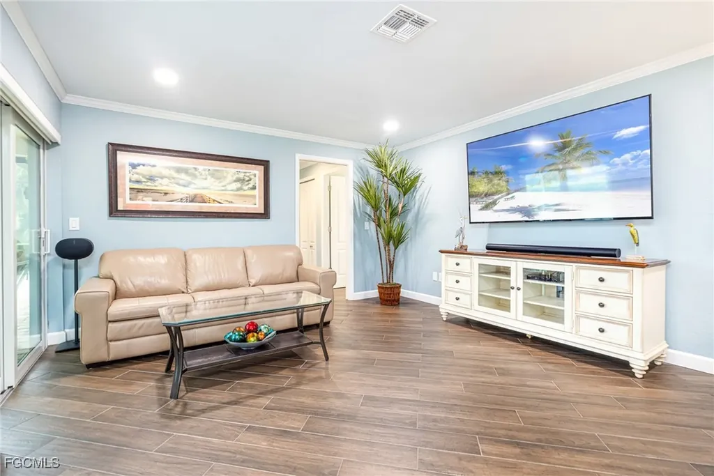 1624 Whiskey Creek Drive Fort Myers FL 33919