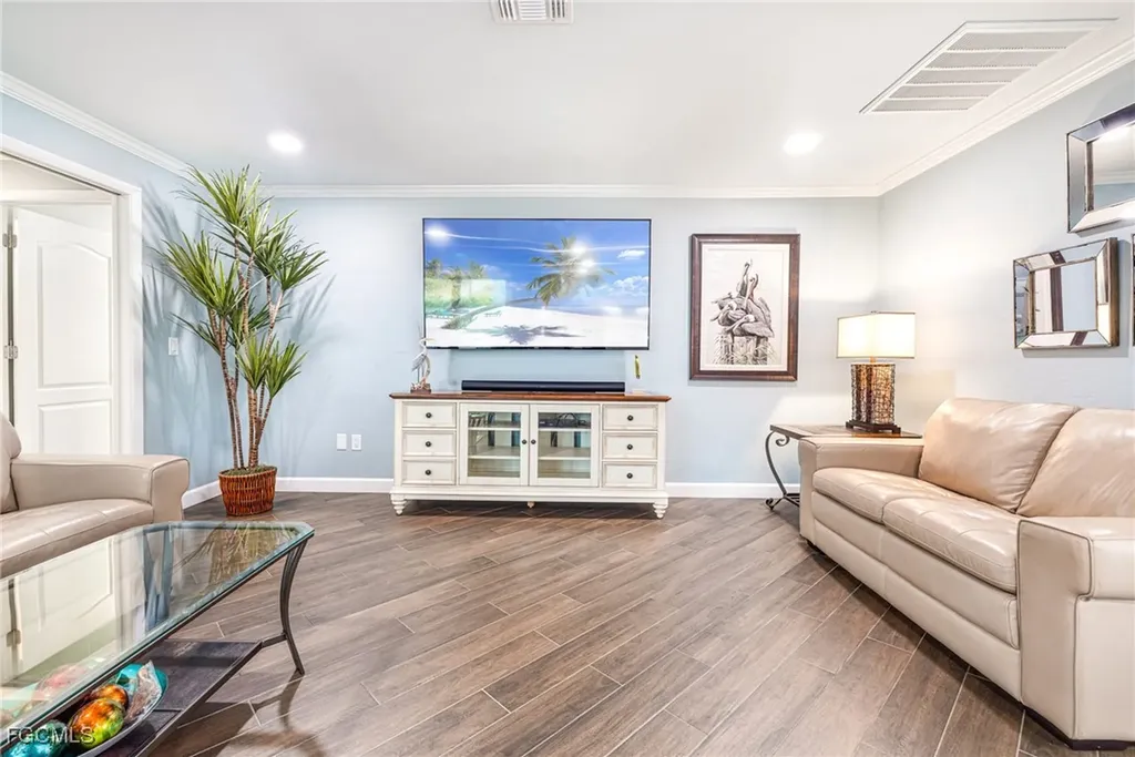 1624 Whiskey Creek Drive Fort Myers FL 33919