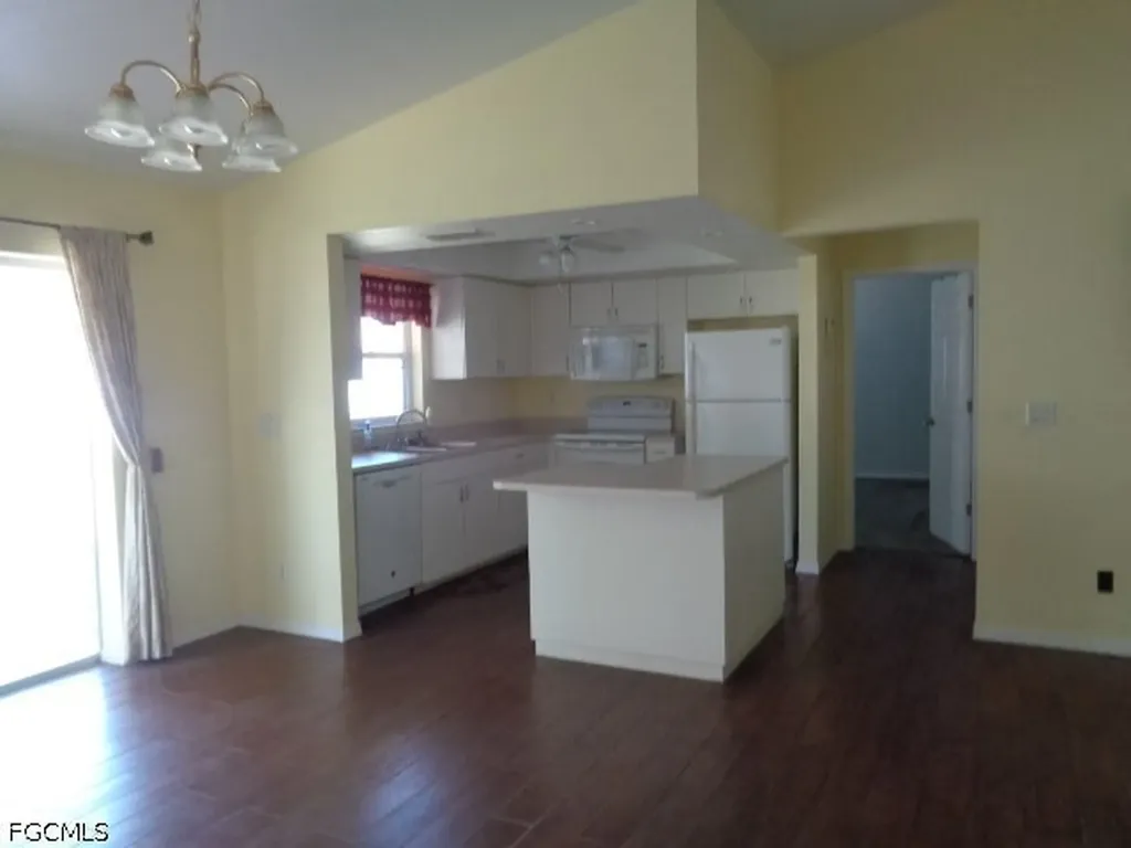 1139 SE 17th Terrace Cape Coral FL 33990