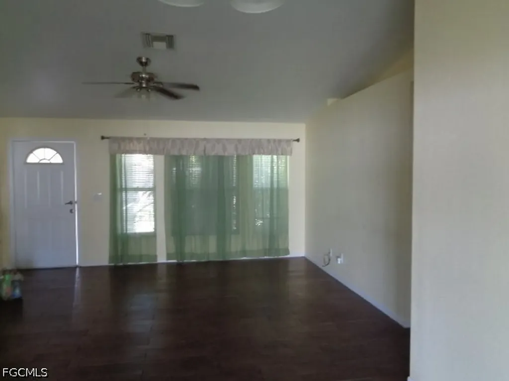 1139 SE 17th Terrace Cape Coral FL 33990