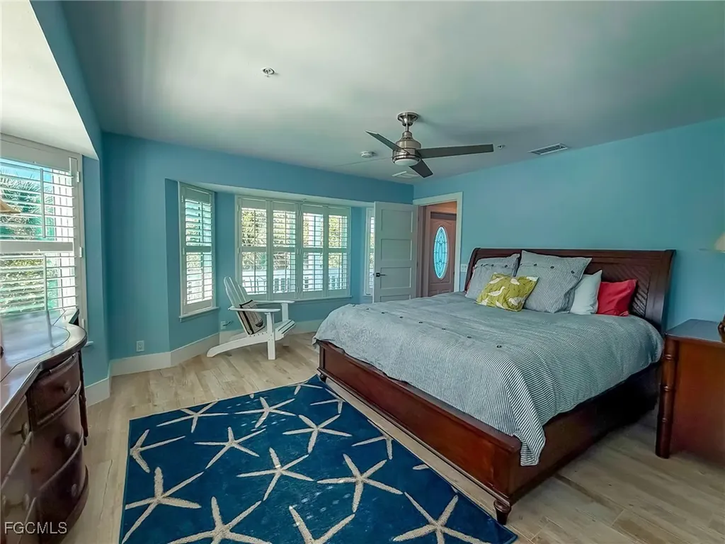 4560 Conch Shell Drive Upper Captiva FL 33924
